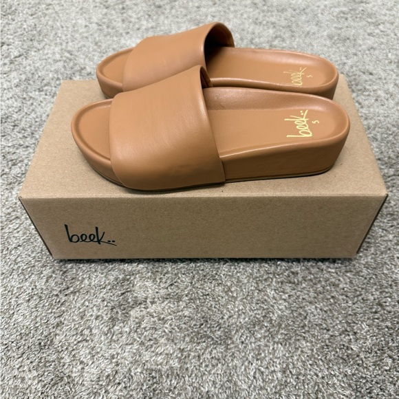 Beek Sandals - Picture 2 of 5